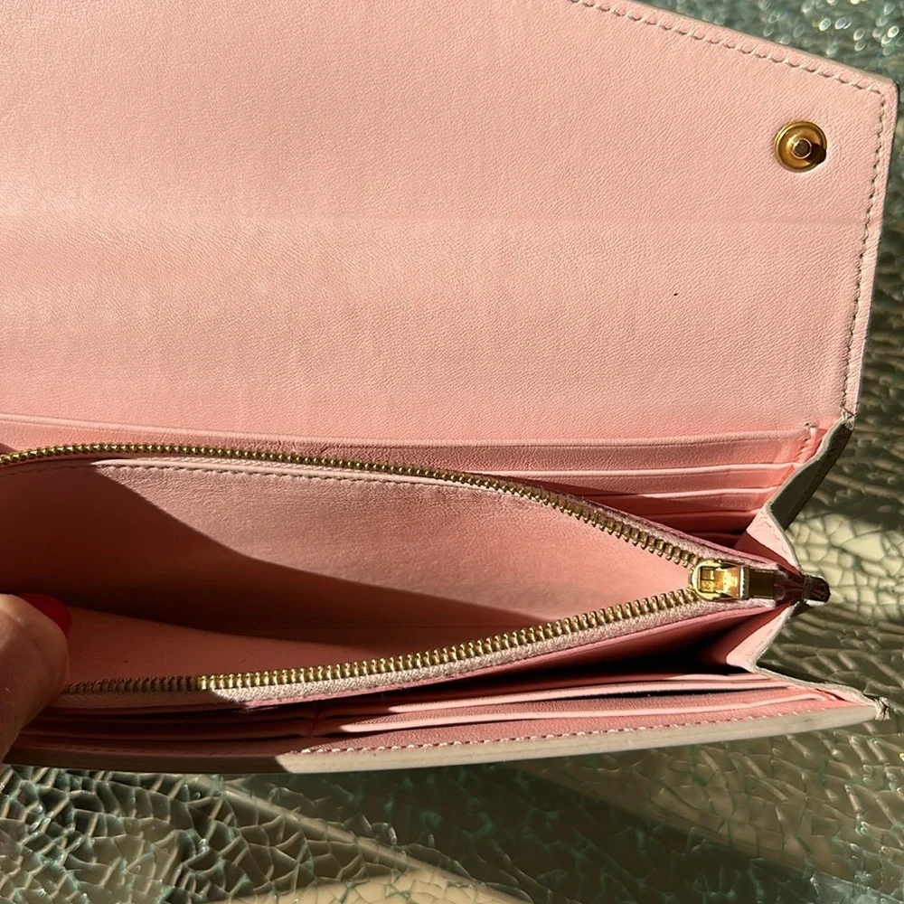 CELINE, Pink & Cream Ling Wallet. Very Nice! - Picture 6 of 12